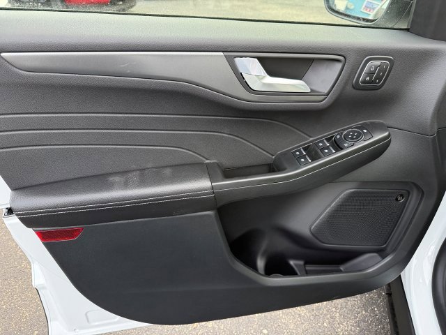 New 2026 Ford Escape ACTIV - photo 8