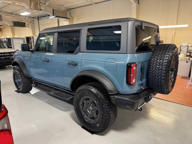 New 2025 Ford Bronco Badlands - photo 4