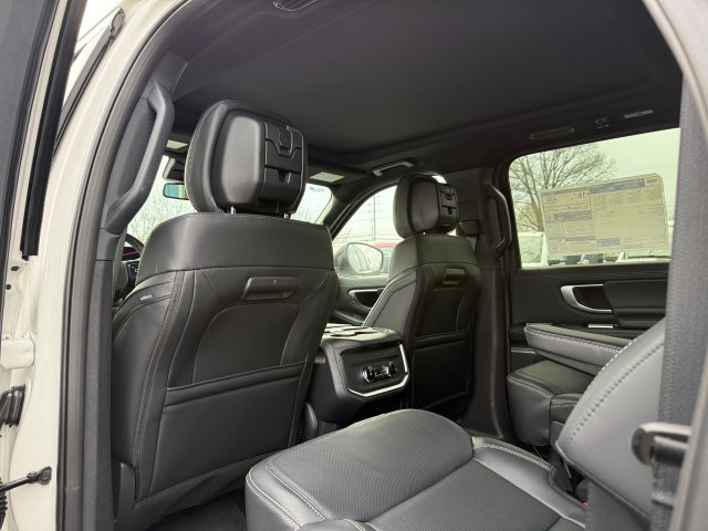 New 2026 Ford Expedition Platinum - photo 16