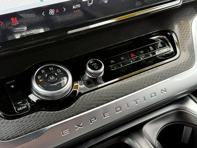 New 2026 Ford Expedition Platinum - photo 28