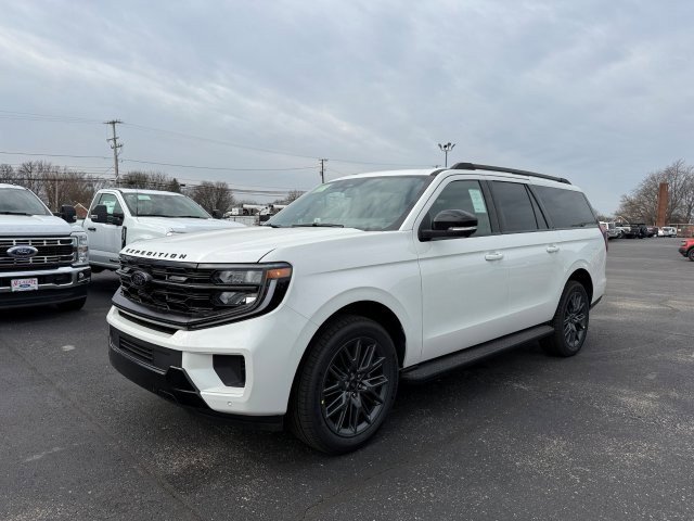 New 2026 Ford Expedition Platinum - photo 3