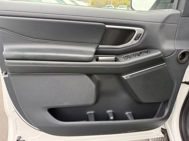 New 2026 Ford Expedition Platinum - photo 9