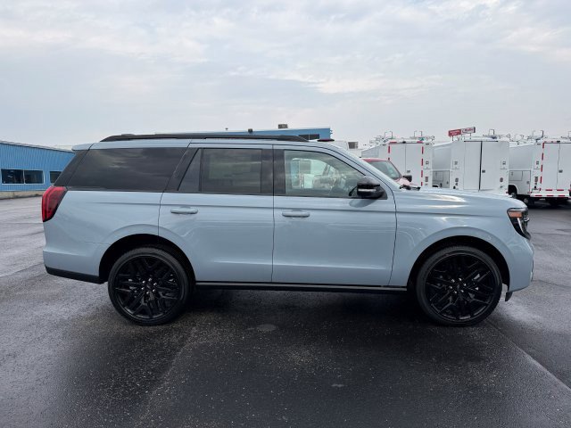 New 2026 Ford Expedition Platinum - photo 9