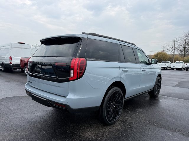 New 2026 Ford Expedition Platinum - photo 8