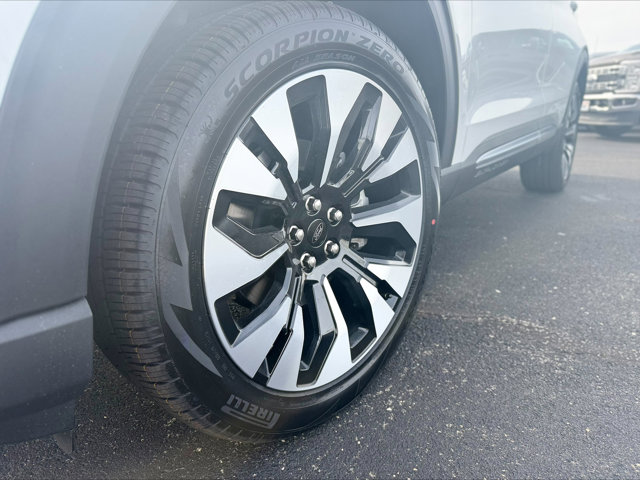 New 2026 Ford Explorer Platinum - photo 13