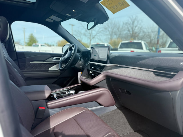 New 2026 Ford Explorer Platinum - photo 14