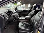 Used 2024 Ford Edge Titanium thumbnail 3