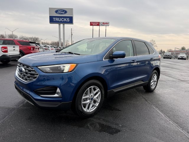 Used 2022 Ford Edge - photo 2