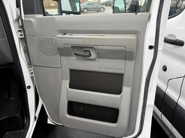 Used 2019 Ford E-350 Cutaway - photo 16