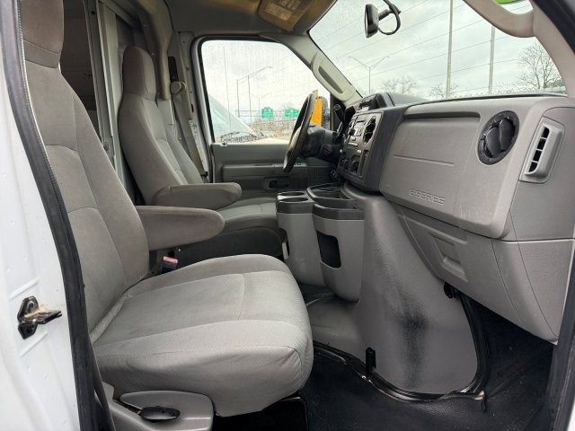 Used 2019 Ford E-350 Cutaway - photo 18