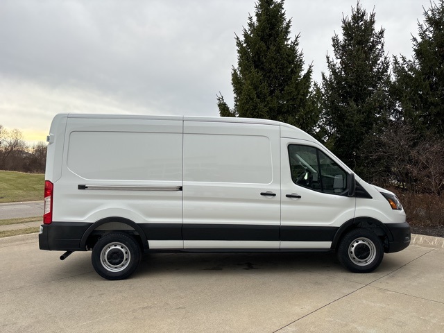New 2026 Ford Transit 250 Medium Roof Empty Cargo Van - photo 4