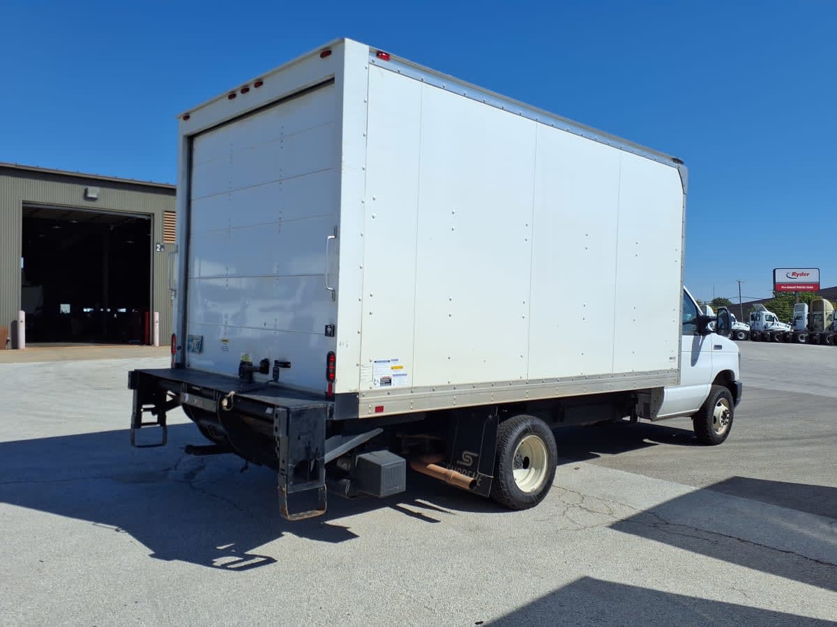 Used 2022 Ford E-450 Cutaway - photo 4