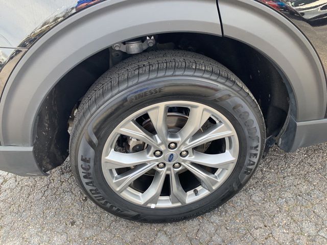 Used 2023 Ford Explorer Limited - photo 31