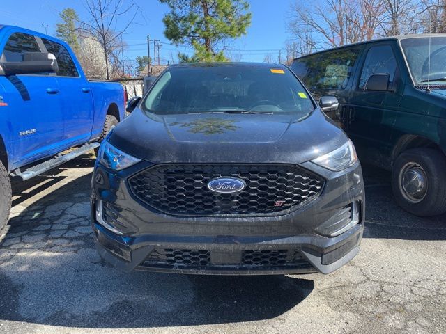 Used 2022 Ford Edge - photo 2