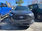 Used 2022 Ford Edge ST thumbnail 2