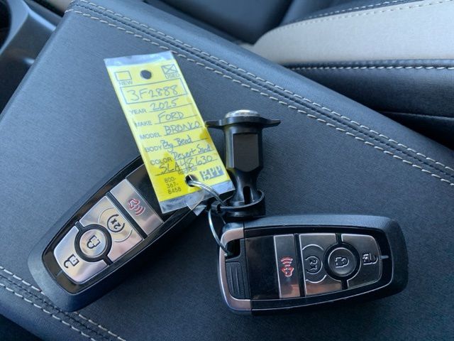 Used 2025 Ford Bronco Big Bend - photo 35