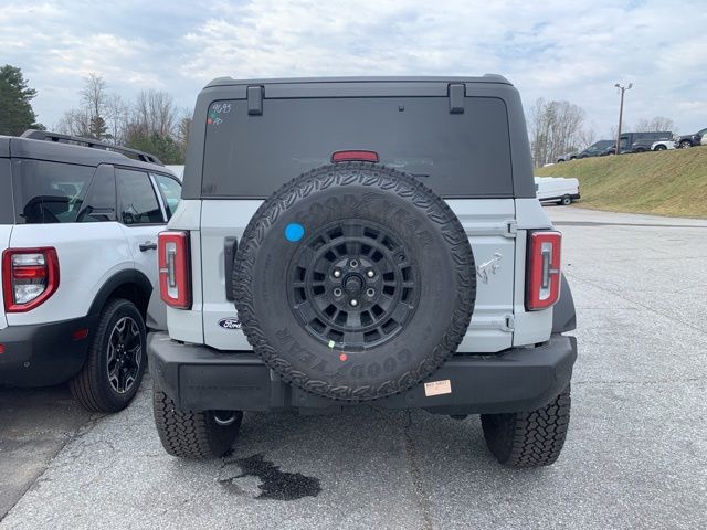 New 2026 Ford Bronco Outer Banks - photo 5