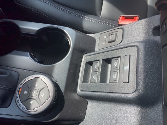 New 2026 Ford Bronco Outer Banks - photo 23