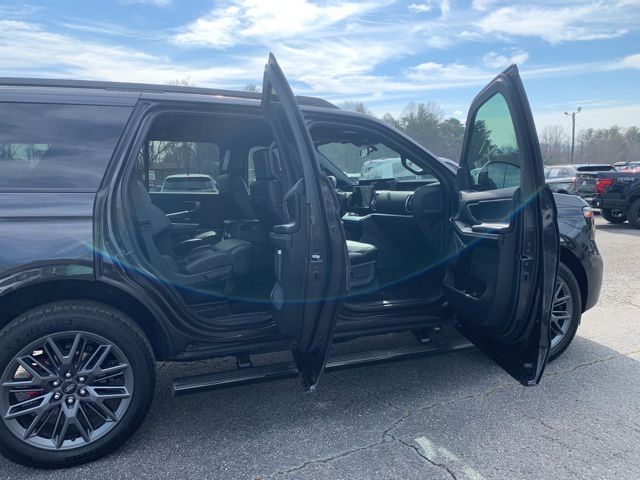 New 2025 Ford Expedition Platinum - photo 31