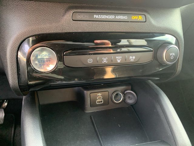 New 2025 Ford Escape ST-Line - photo 29