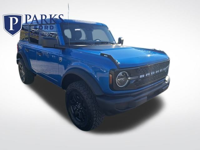 New 2025 Ford Bronco - photo 1