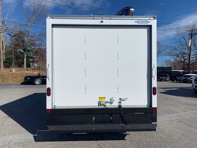 New 2026 Ford E-350 - photo 2