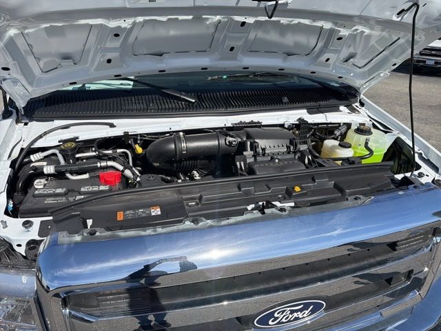 New 2026 Ford E-350 - photo 2