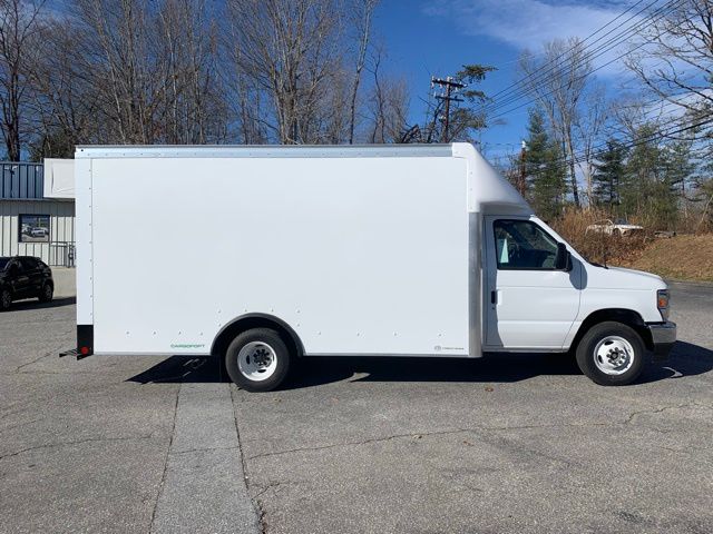 New 2026 Ford E-350 Cutaway - photo 24