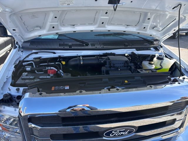 New 2026 Ford E-350 Cutaway - photo 24