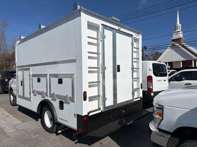 New 2026 Ford E-350 Cutaway - photo 13