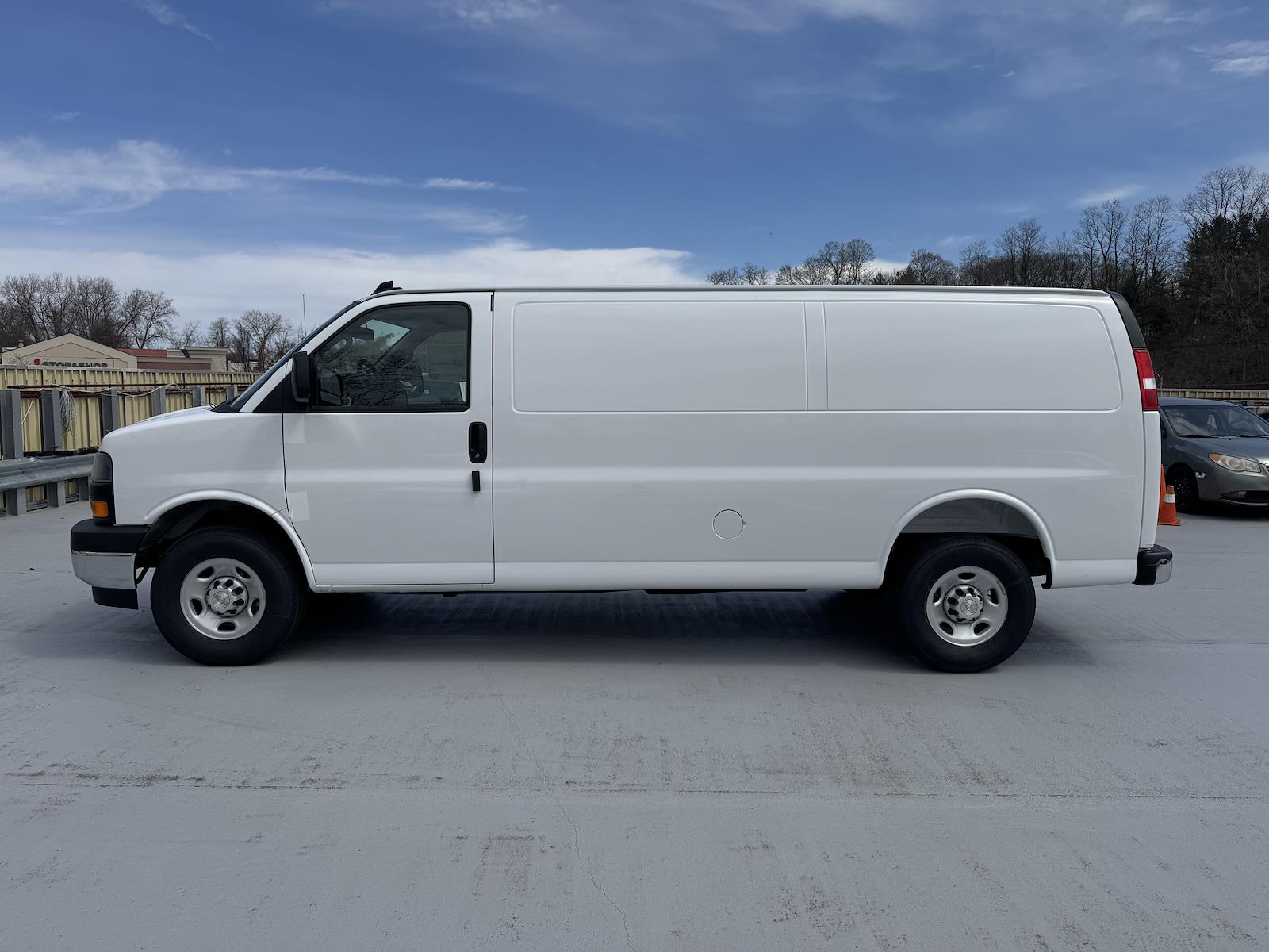 New 2025 Chevrolet Express 2500 - photo 2