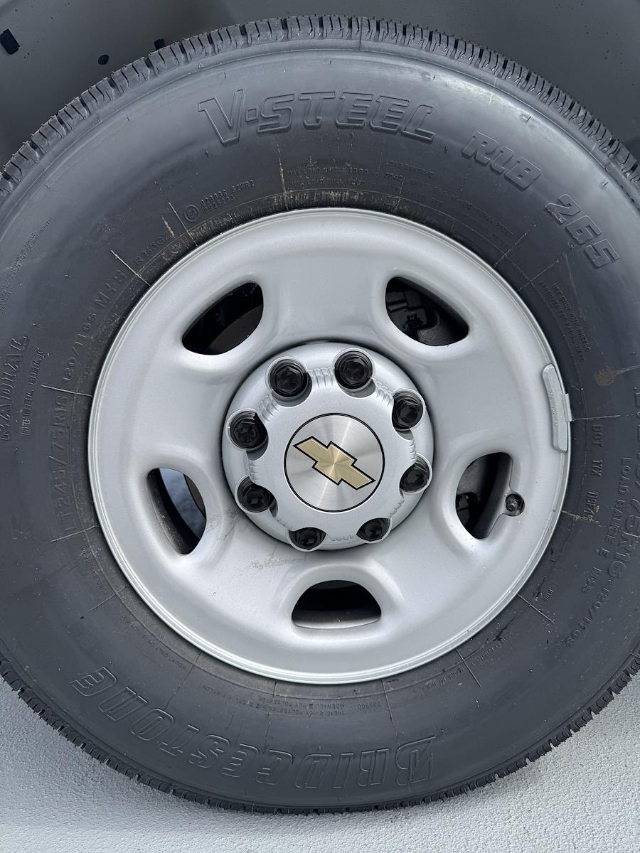 New 2025 Chevrolet Express 2500 Empty Cargo Van - photo 28