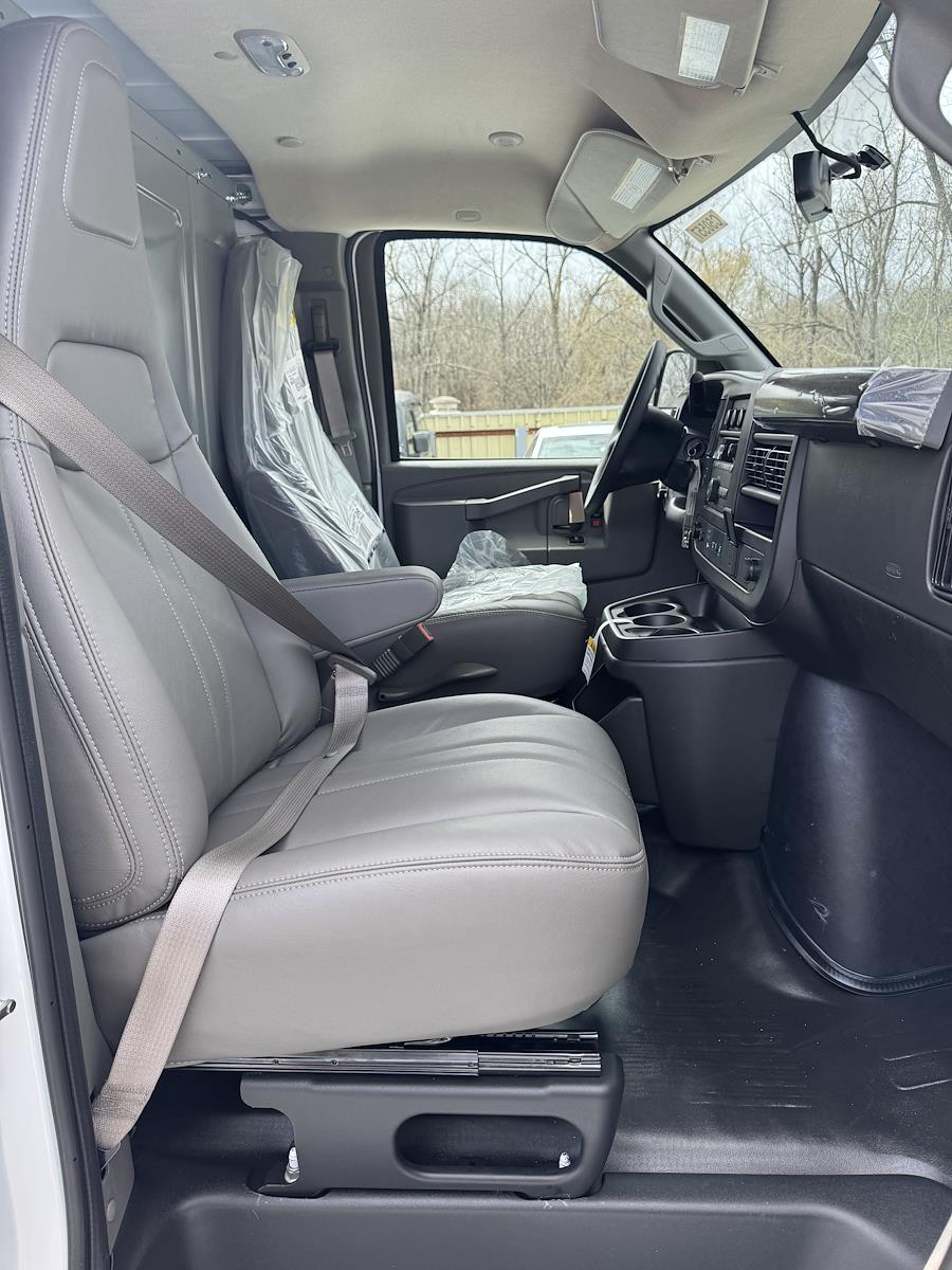New 2025 Chevrolet Express 2500 Empty Cargo Van - photo 37