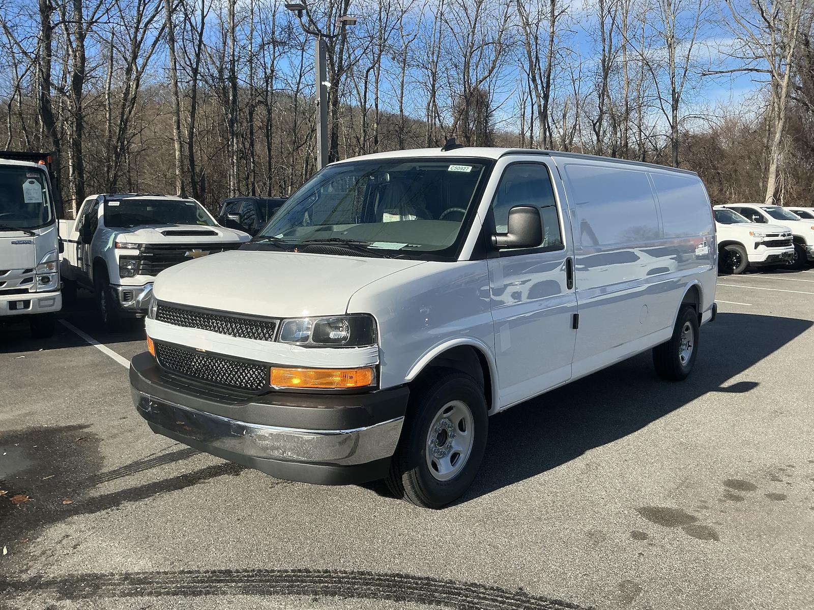 New 2025 Chevrolet Express 3500 - photo 1