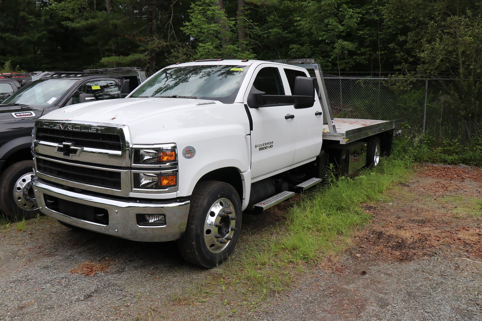 New 2024 Chevrolet Silverado 6500 Regular Cab Cab Chassis - photo 3