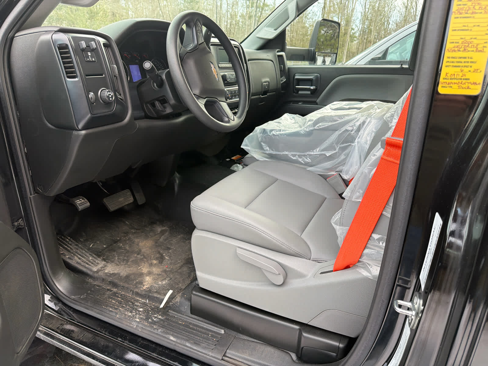 New 2024 Chevrolet Silverado 6500 Regular Cab Cab Chassis - photo 11