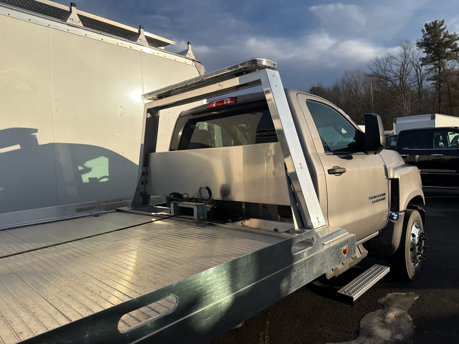 New 2024 Chevrolet Silverado 6500 Regular Cab Cab Chassis - photo 11