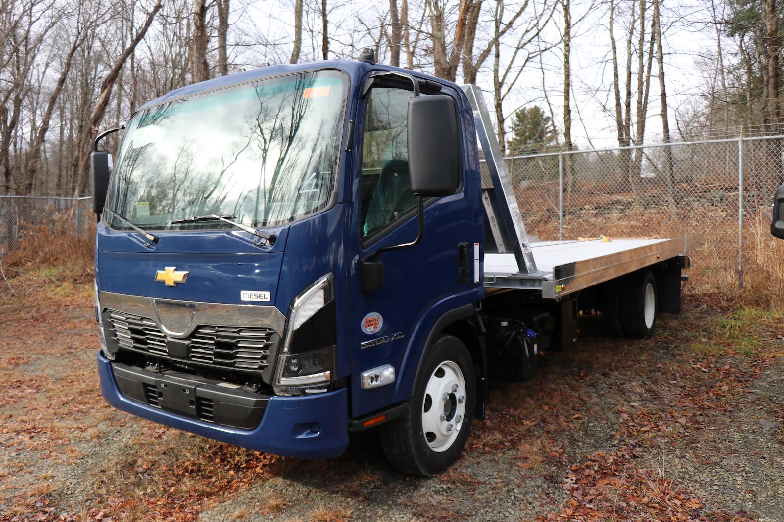 New 2025 Chevrolet LCF 5500XD - photo 1