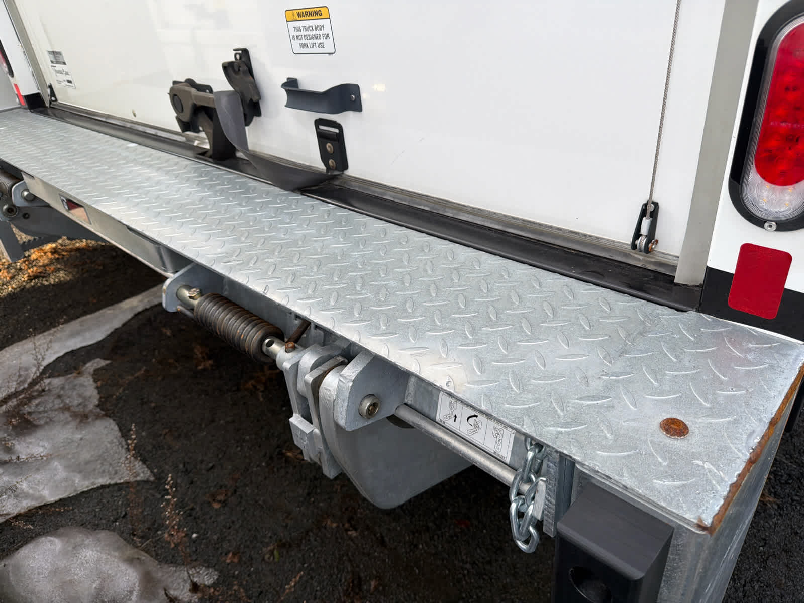 New 2025 Chevrolet LCF 5500HG Regular Cab Cab Chassis - photo 4