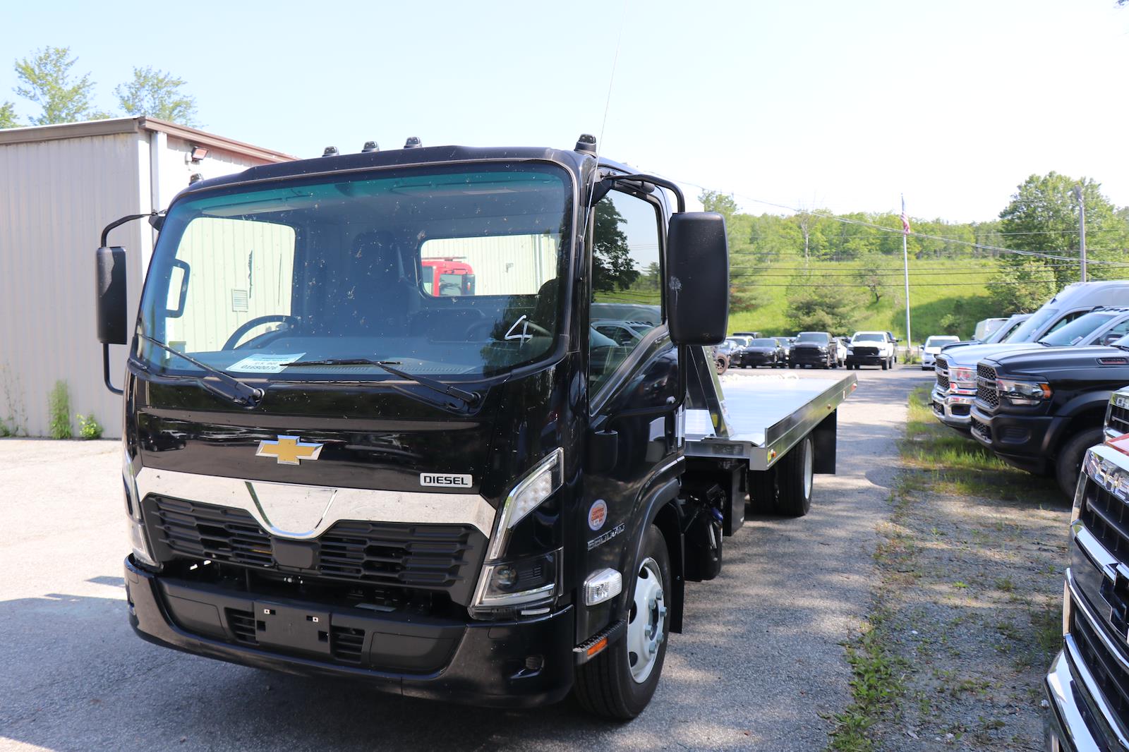 New 2025 Chevrolet LCF 5500XD - photo 1