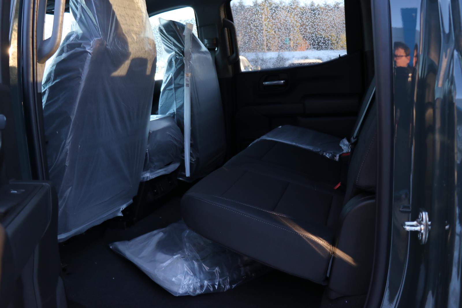 New 2026 Chevrolet Silverado 1500 Custom Crew Cab - photo 4