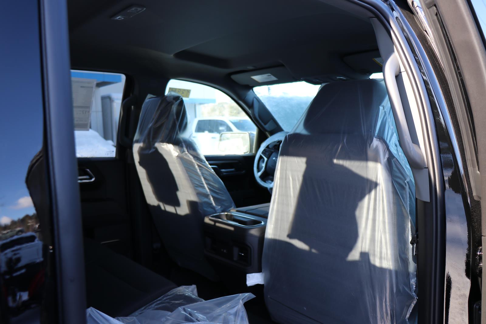 New 2026 Chevrolet Silverado 1500 LT Crew Cab - photo 4