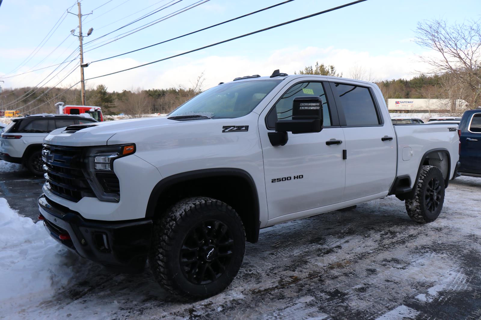 New 2026 Chevrolet Silverado 2500 LT Crew Cab - photo 3
