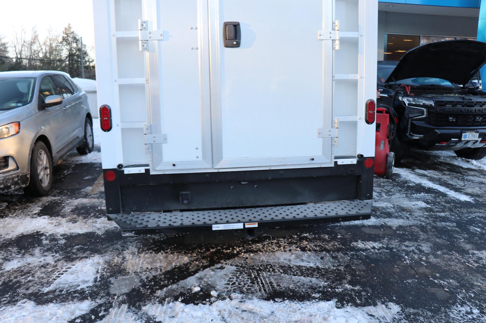 New 2026 Chevrolet Express 3500 Cutaway - photo 5