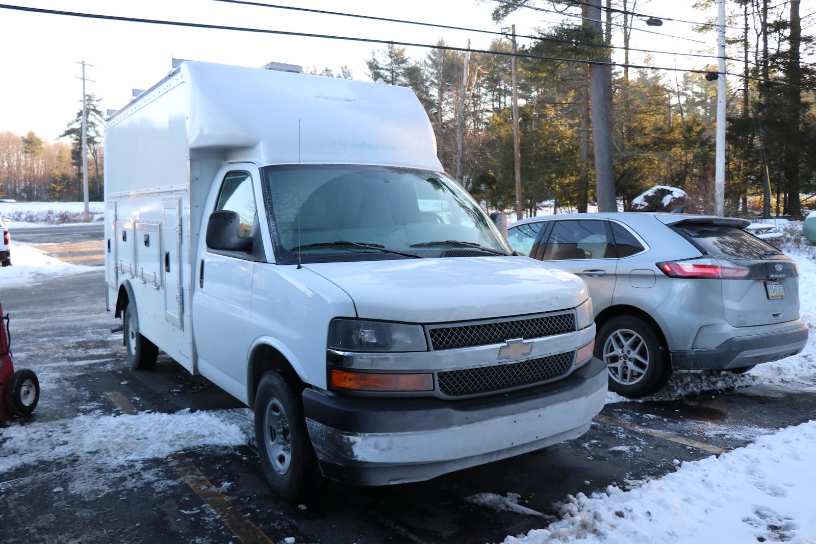 New 2026 Chevrolet Express 3500 Cutaway - photo 7