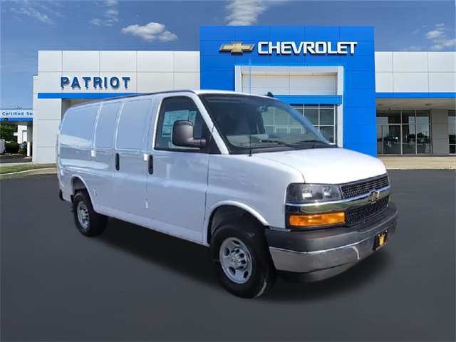 New 2025 Chevrolet Express 2500 Empty Cargo Van - photo 4