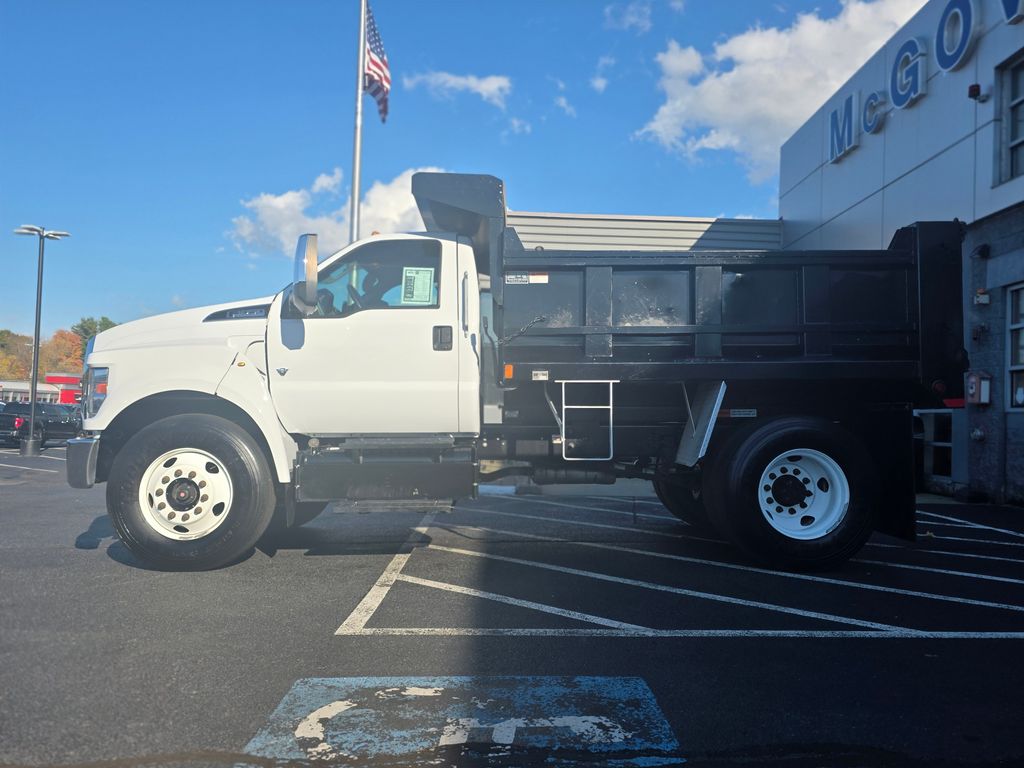 Used 2023 Ford F-650 Regular Cab Cab Chassis - photo 3