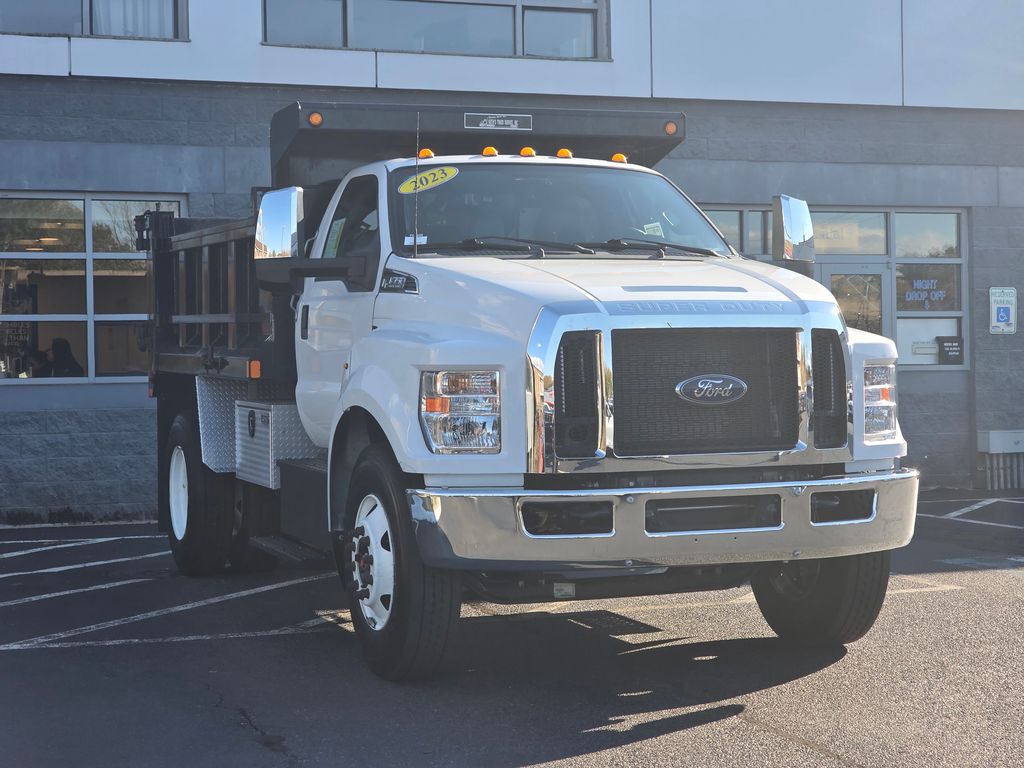 Used 2023 Ford F-650 Regular Cab Cab Chassis - photo 8
