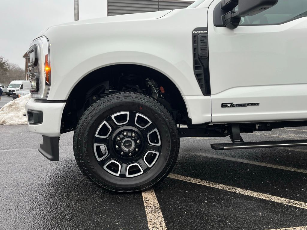 Used 2026 Ford F-350 - photo 2