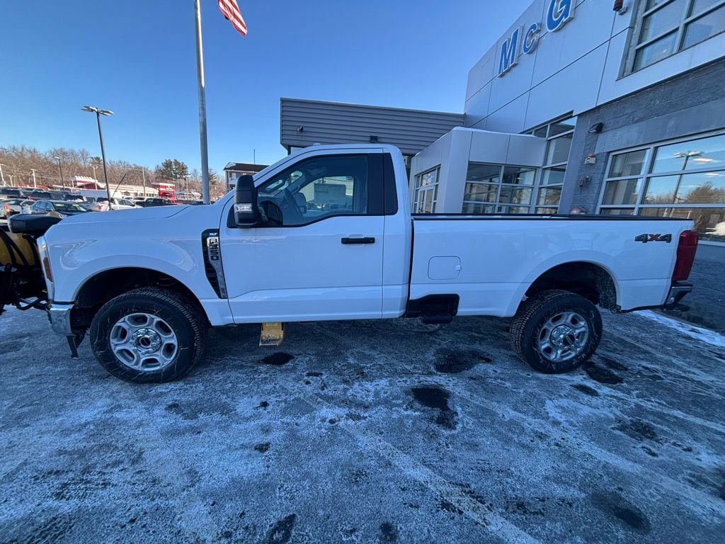 New 2026 Ford F-350 - photo 2